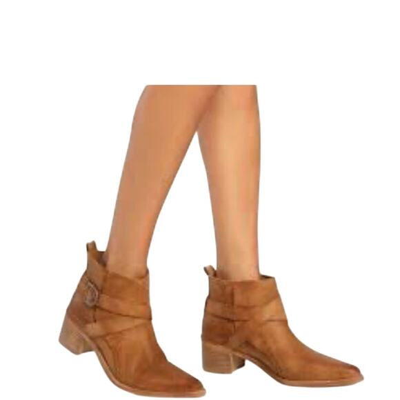 Free People Back Loop Leather Ankle Boots Tan Western Boho Chic, size 6 (36) - Picture 9 of 10